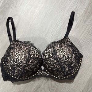 Elegant Black Lace Bra